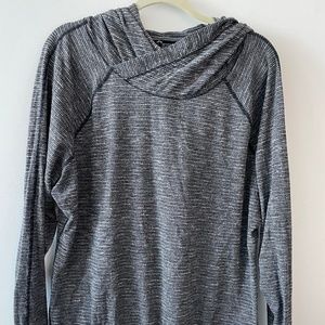 Lululemon Gray Sweater (10)